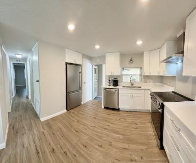 Photo 5 of 13 of home located at 1188 Pioneer Circle Groveland, FL 34736