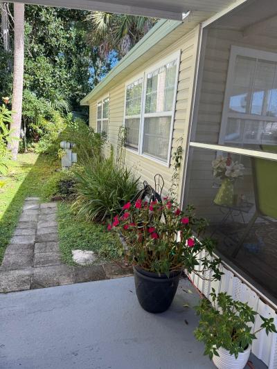 Photo 3 of 24 of home located at 138 Travel Park Drive Lot 90 Spring Hill, FL 34607