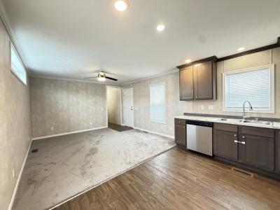 Photo 5 of 23 of home located at 10610 East St Rt 762 #110 #110B Lockbourne, OH 43137