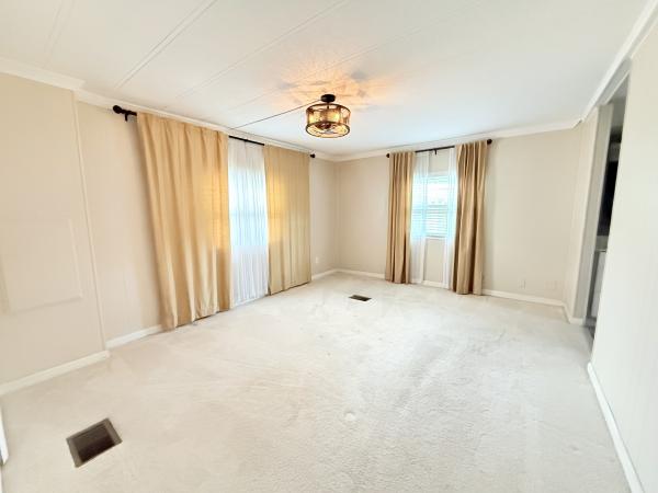 1977 SKYL N/A Mobile Home