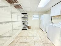 1977 SKYL N/A Mobile Home