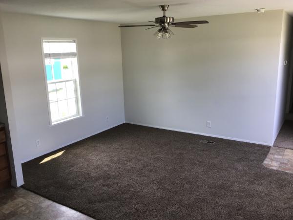 2016 Redman Advantage RA1670217S Mobile Home