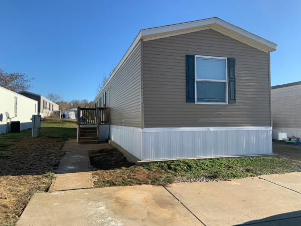 Photo 1 of 2 of home located at 3746 Wheatfield Dr. Lot 130 House Springs, MO 63051