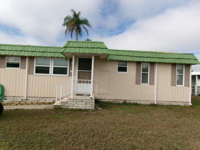 Photo 2 of 13 of home located at 7100 Ulmerton Rd Lot 838 Largo, FL 33771