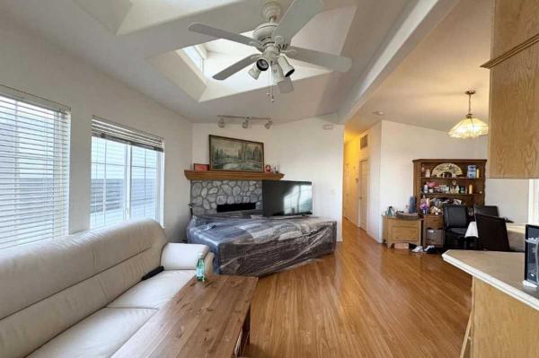 2004 Silvercrest Manufactured Home