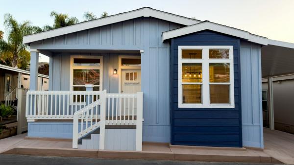 2025 Cavco 220C028523B  Home