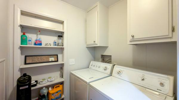 1991 Golden West Homes KG604A4  Home