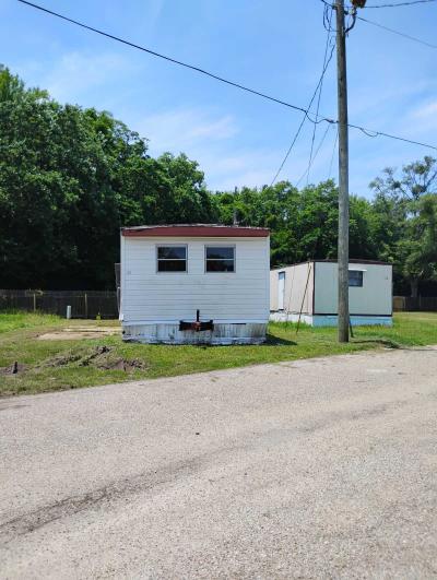 Photo 2 of 4 of home located at 1901 Switzer Rd. Lot 27 Gulfport, MS 39507