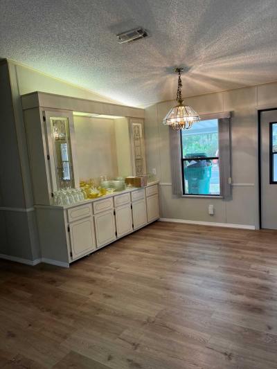 Photo 5 of 27 of home located at 301 Knot Way Deland, FL 32724