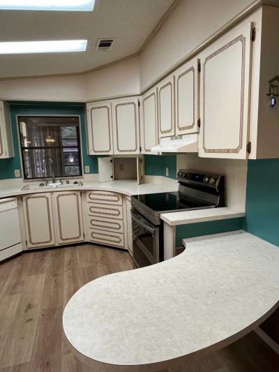 Photo 3 of 27 of home located at 301 Knot Way Deland, FL 32724