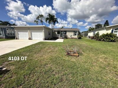 Mobile Home at 4103 Avenida Del Tura North Fort Myers, FL 33903