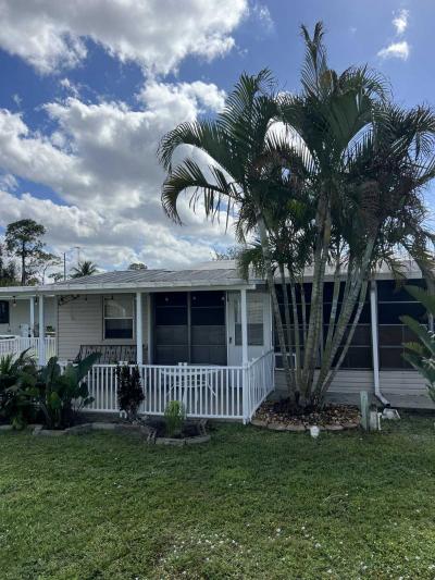 Photo 2 of 8 of home located at 1000 Wiggins Pass Road, #265 Naples, FL 34110