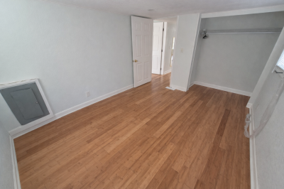 Photo 3 of 9 of home located at 1654 Clearwater Largo Rd. Clearwater, FL 33756