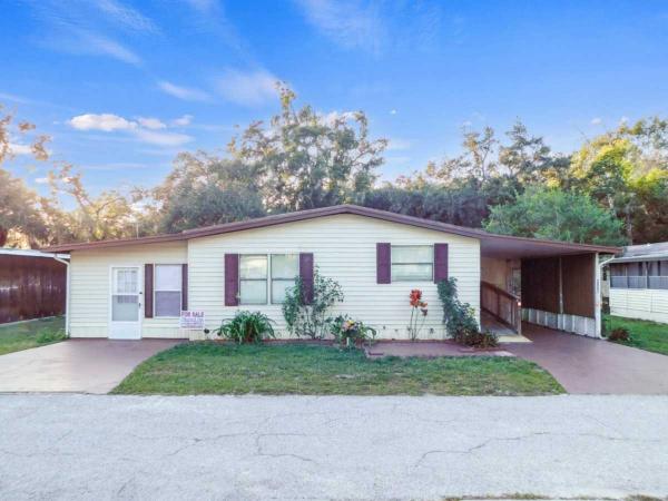 Photo 1 of 2 of home located at 5253 Brunswick Street Zephyrhills, FL 33542