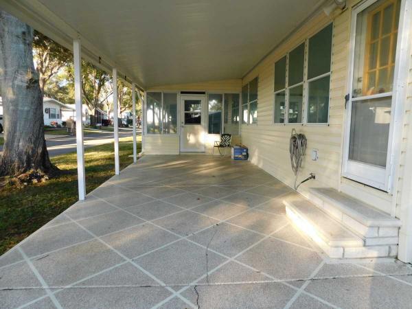 1994 Palm Harbor Manufactured Home