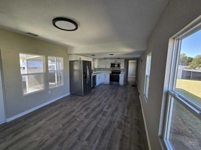 Photo 2 of 9 of home located at 101 Oakhill Ridge Rd Valrico, FL 33594