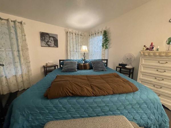 1987 Champion Sunview Mobile Home