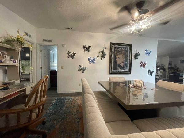 1987 Champion Sunview Mobile Home