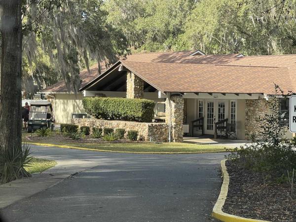 1987 Champion Sunview Mobile Home