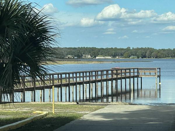 1987 Champion Sunview Mobile Home