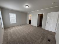 2014 CMH Manufacturing 32SUN28564AH14 Mobile Home