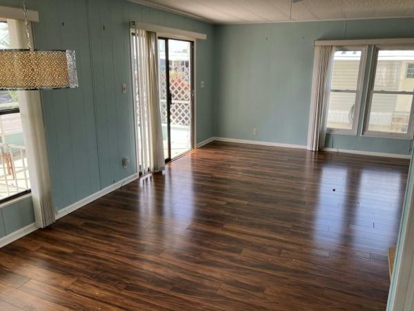 1981 Sherwood HS Manufactured Home