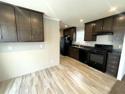 Mobile Home at 4547 Essex Ct Sterling Heights, MI 48310