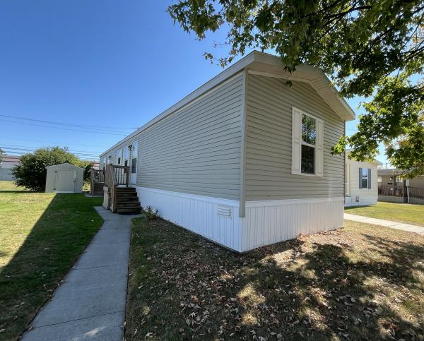 2019 Champion RA1672206 Mobile Home