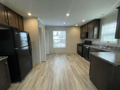 Photo 3 of 10 of home located at 4858 Duncan Ct Sterling Heights, MI 48310