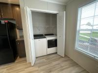 2020 Champion RA1670204 Mobile Home