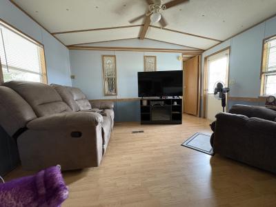 Photo 4 of 6 of home located at 404 Gulf Stream Dr. S Lake Alfred, FL 33850