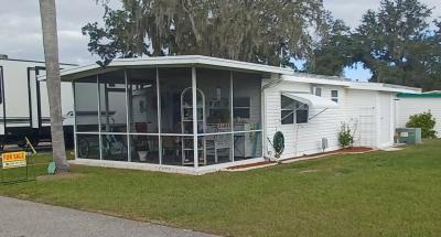 Photo 2 of 15 of home located at 37543 E. Demolay St 149 Zephyrhills, FL 33541