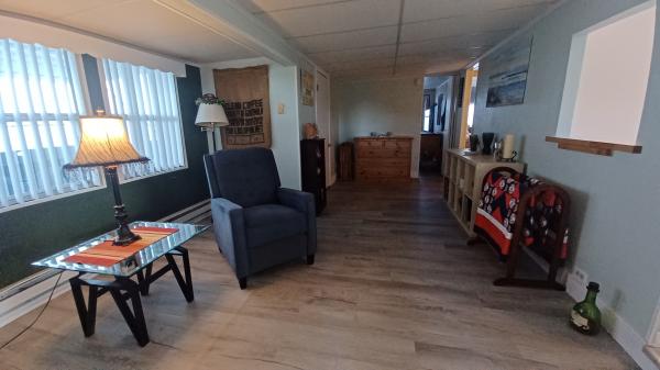 1984 TV tv Mobile Home