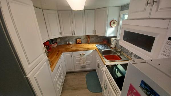 1984 TV tv Mobile Home