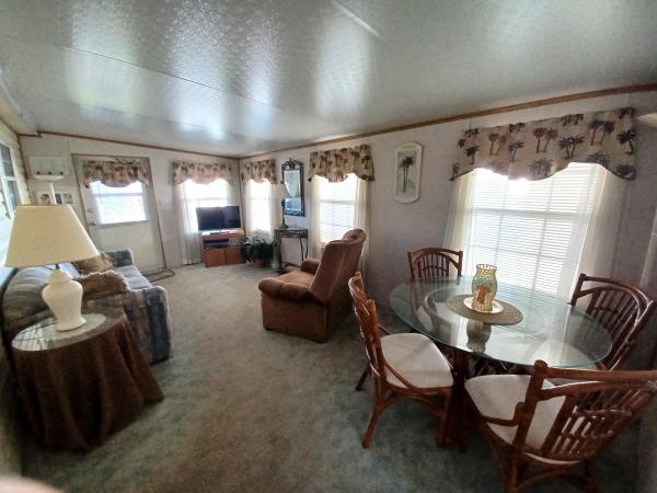 1994 Mobile Home