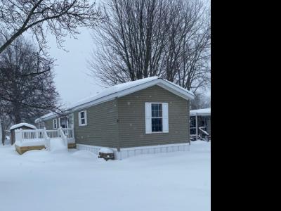 Mobile Home at 21 Woodside McKean, PA 16426