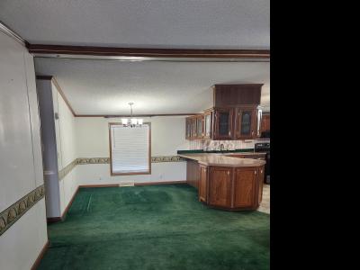 Photo 3 of 14 of home located at 969 State Route 28 #051 Milford, OH 45150