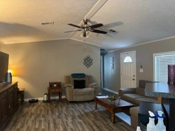 2014 Southern Energy Homes 45YES18602AH15 Mobile Home