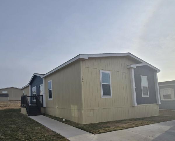 2022 Clayton Mobile Home For Rent