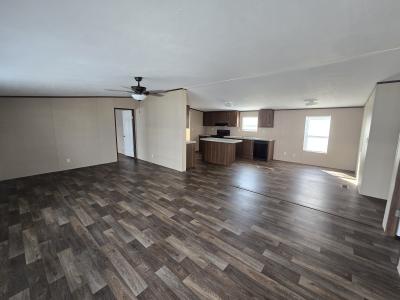 Photo 3 of 8 of home located at 190 Pineland Avenue Kyle, TX 78640