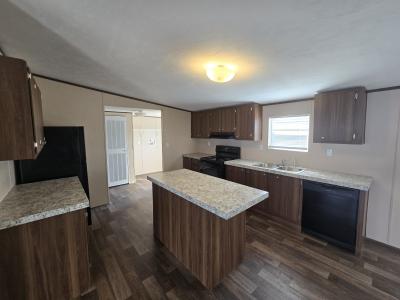 Photo 4 of 8 of home located at 190 Pineland Avenue Kyle, TX 78640