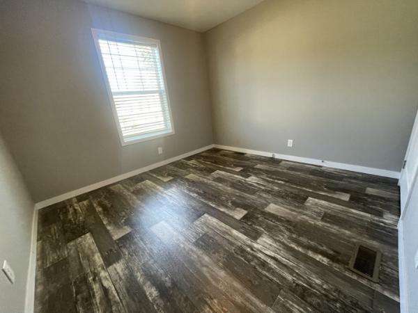 2021 Clayton - Middlebury Mobile Home