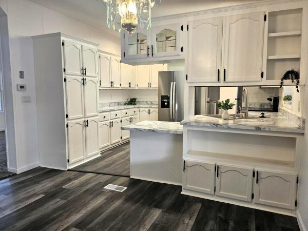 1995 Champion 2295170T2987A/B Mobile Home