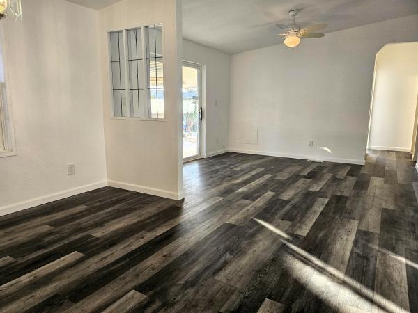 1995 Champion 2295170T2987A/B Mobile Home