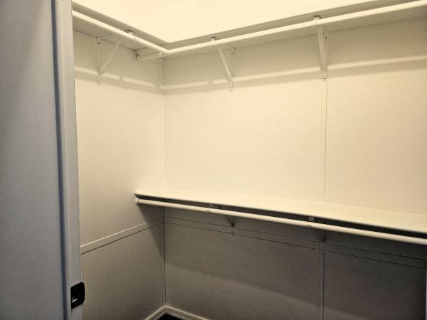 1995 Champion 2295170T2987A/B Mobile Home