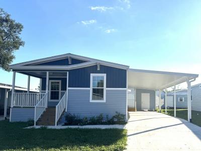 Photo 2 of 20 of home located at 19 Liberty Circle Sorrento, FL 32776