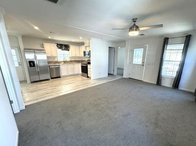 Photo 4 of 20 of home located at 19 Liberty Circle Sorrento, FL 32776