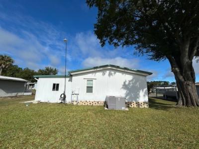 Photo 5 of 20 of home located at 155 Jasmine Drive Fruitland Park, FL 34731