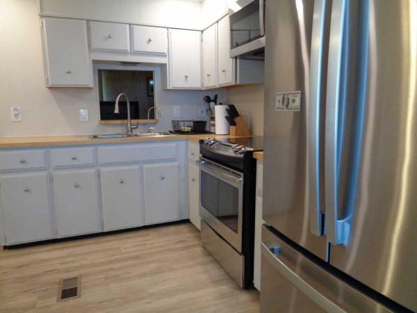 1980 TWIN Manufactured Home