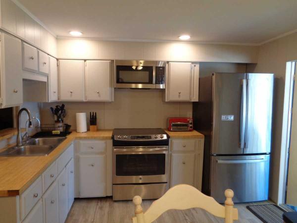 1980 TWIN Manufactured Home